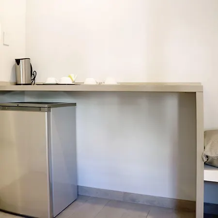 Riviera Luxury Suites-3